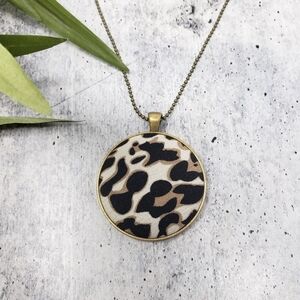 New Handmade | Animal Print Button Necklace